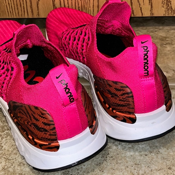 Nike Women’s Vibrant Pink Phantom Running Slip In Sneakers Sz-12 - Picture 6 of 7